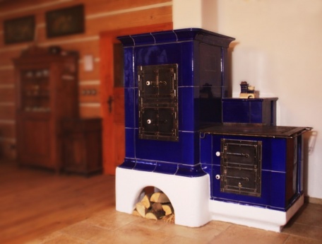 Kuchyňský kachlový sporák